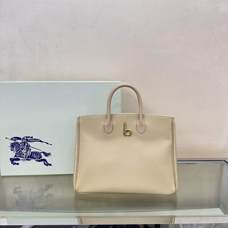 Picture of Burberry Handbags _SKUfw181759282fw